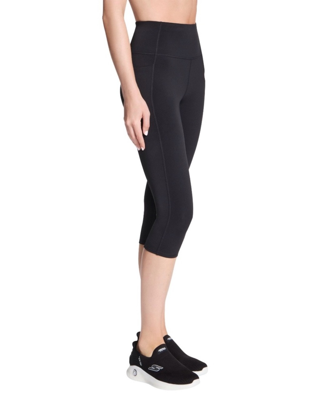Skechers women’s capri size small - Picture 2 of 7